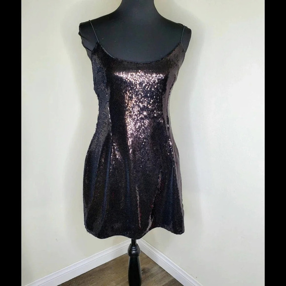 Pretty Little Thing Black Sequin Dress - Picture 1 of 6